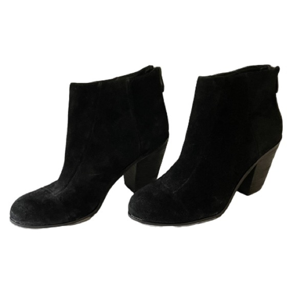 Vince‎ Camuto black suede ankle boots - Picture 2 of 8